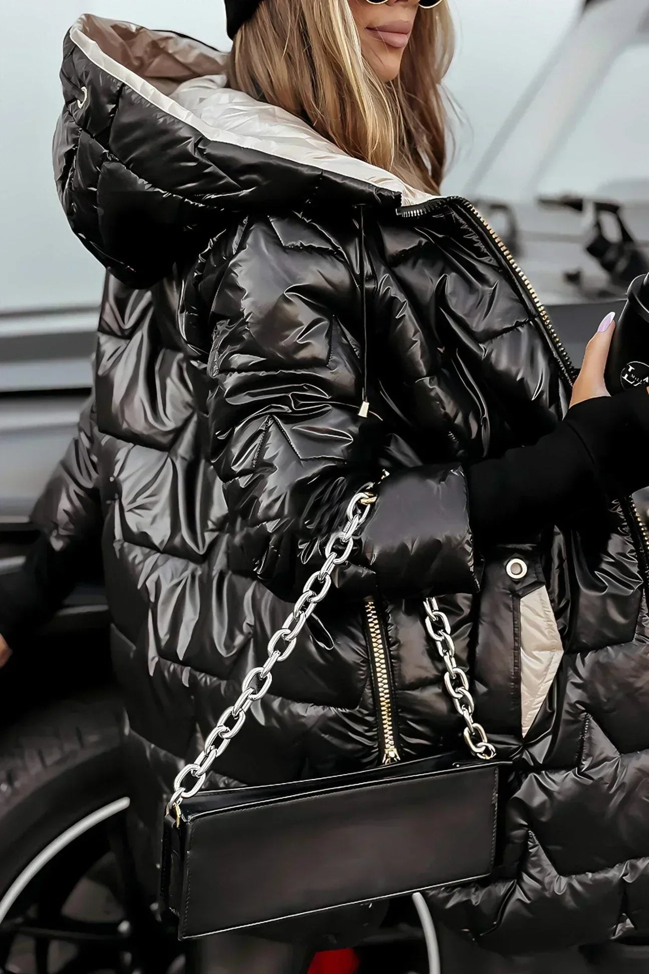 Chloe | Long, warm quilted jacket with wraparound hood